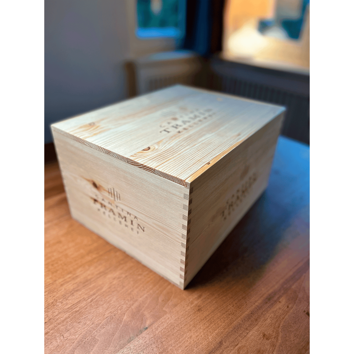6er Holzbox der CANTINA TRAMIN